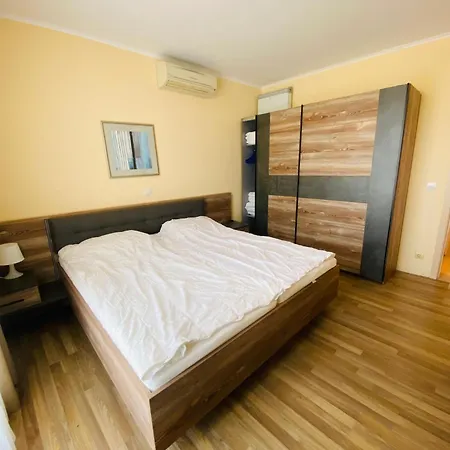 Apartment бийч а 201-202